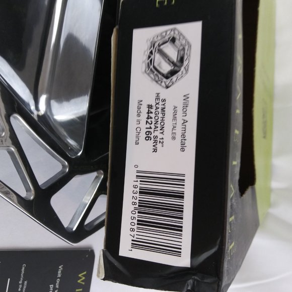 Wilton Armetale  12" Symphony Hexagonal Server New - Picture 2 of 11